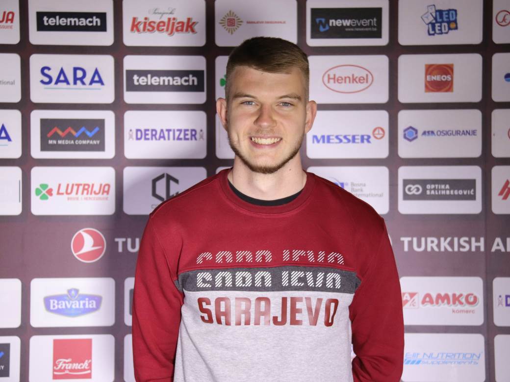  Adnan Kanurić konačno registrovan za FK Sarajevo 
