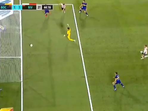  Čudo u Argentini! "Maradonin duh" odbranio siguran gol: Zbog ovog detalja River nije pobijedio VIDEO 