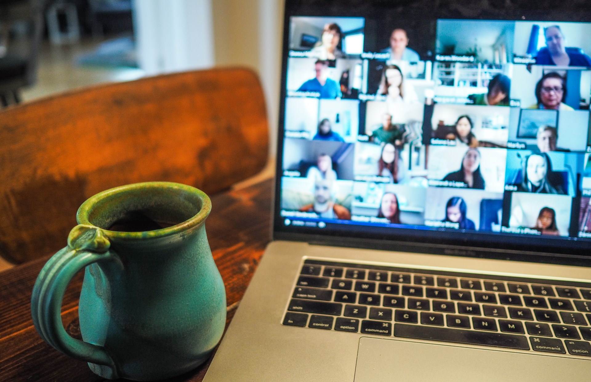  Godinu dana onlajn konferencija ozbiljno utiče na zdravlje 