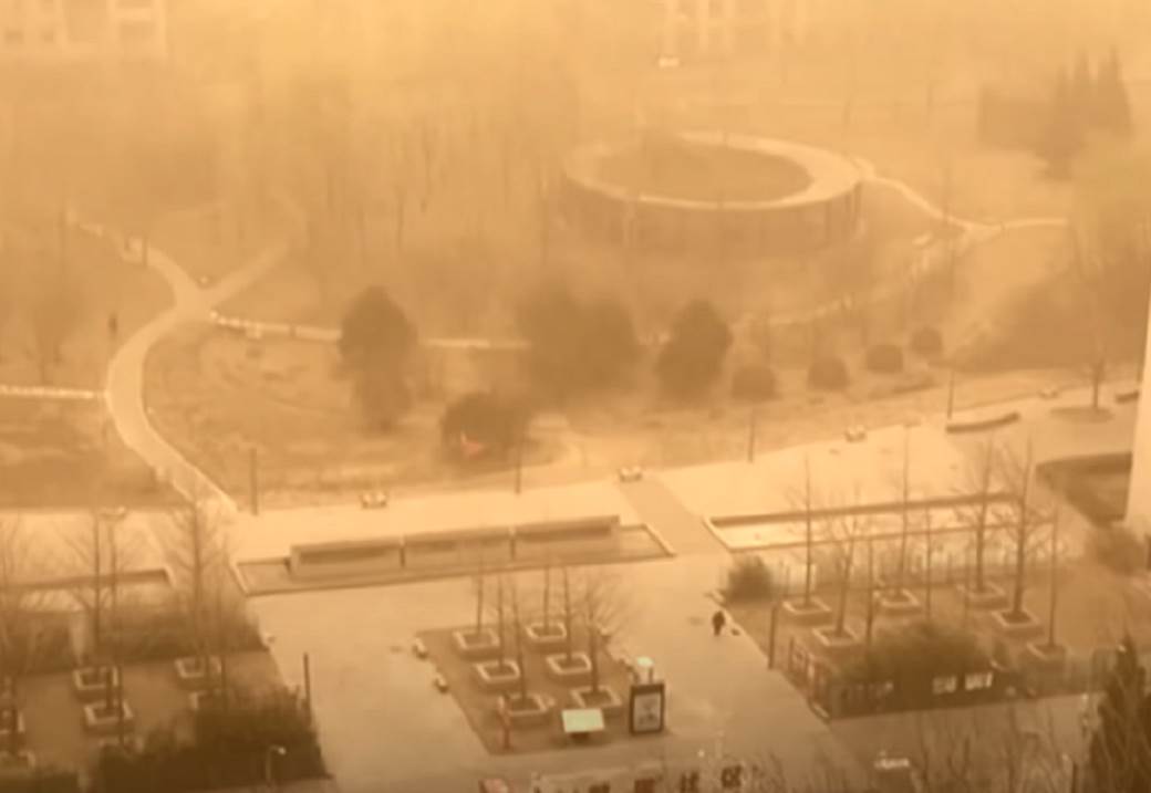  Zbog oluje ugroženo zdravlje građana?! Stručnjaci zabrinuti, nije u pitanju pijesak već nešto mnogo opasnije (VIDEO) 