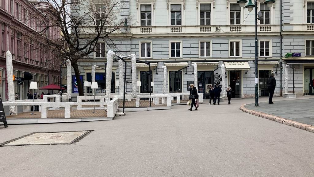  Puste ulice u Sarajevu, nadležni apeluju na građane da poštuju mjere (FOTO) 