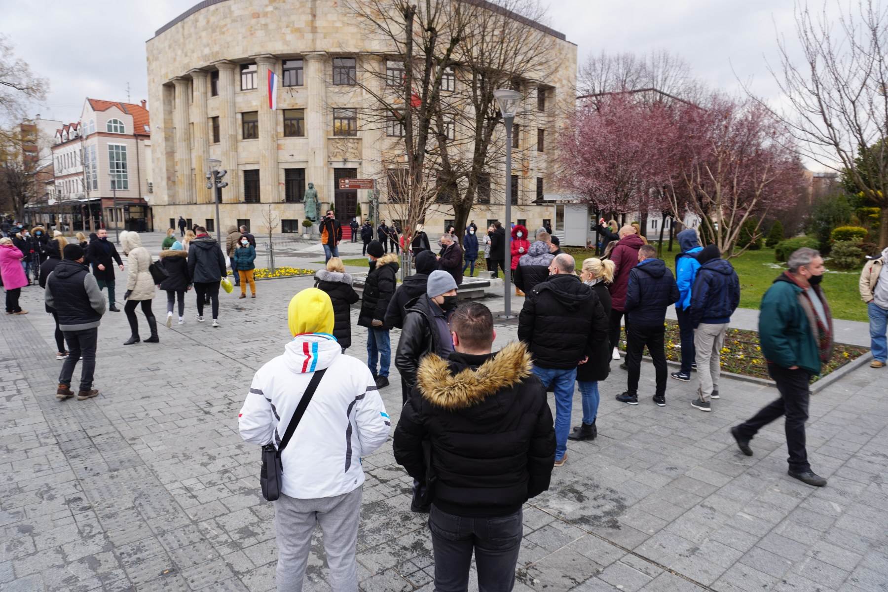  Sastanak Cvijanović sa ugostiteljima i frizerima 