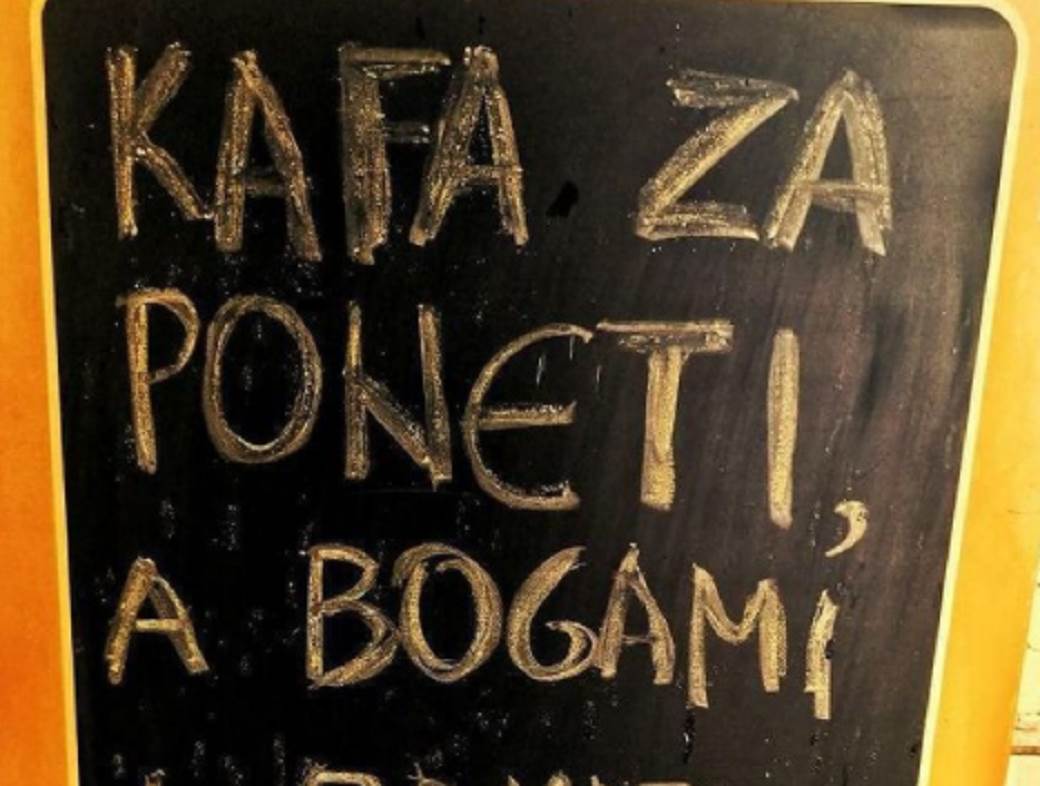  Novosađani našli način da se izbore sa mjerama, od sada zbog korone u ponudi i "šalteruša" (FOTO) 