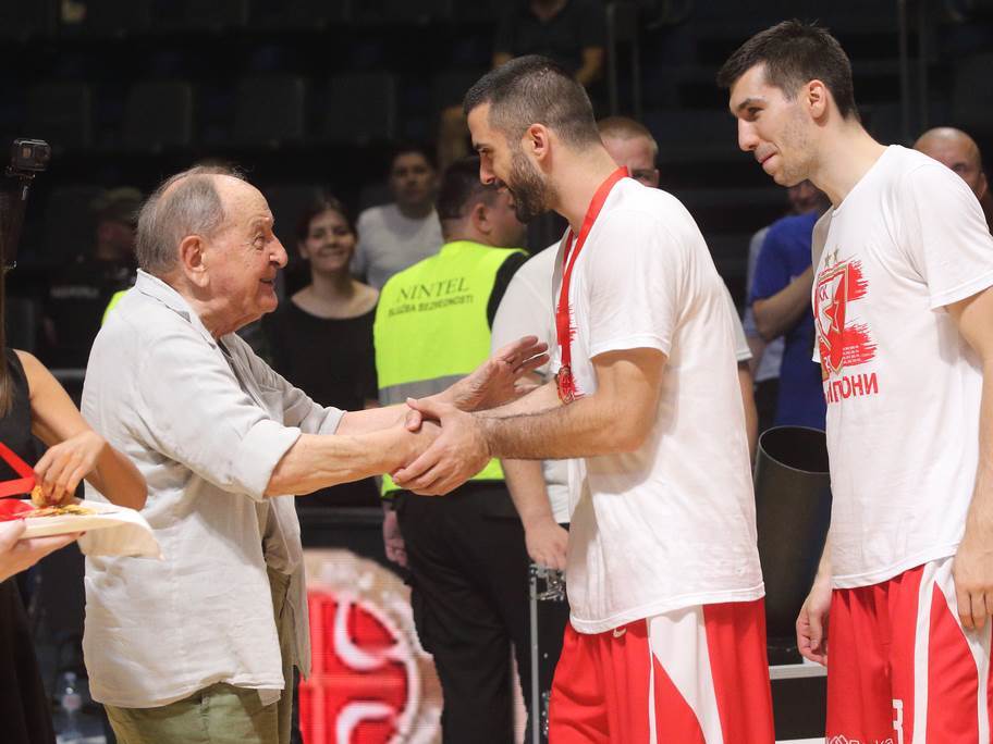  Crvena zvezda Vlasta Velisavljević oproštaj 