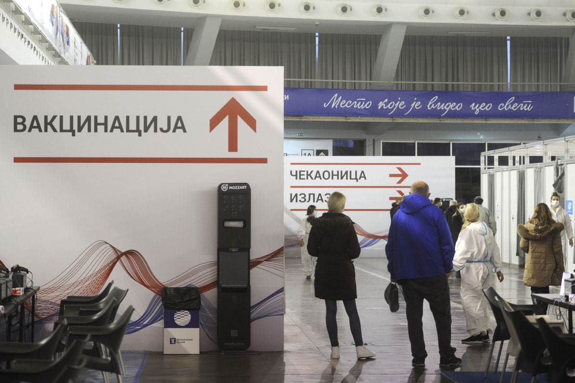 Vakcinacija stranaca u Srbiji 