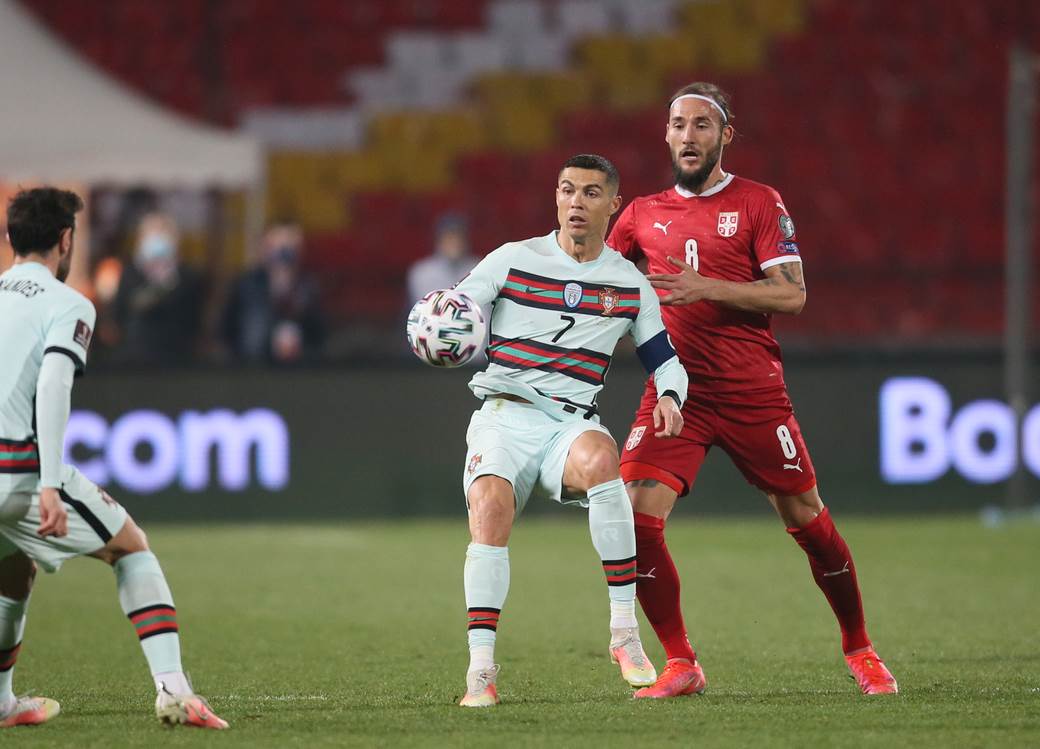  kristijano-ronaldo-ponisten-gol-srbija-otisao-sa-terena 
