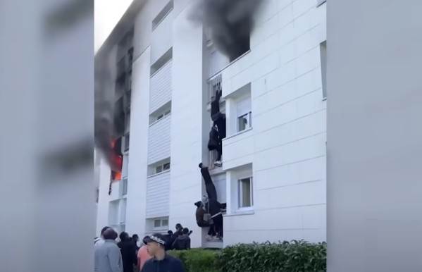  Dramatična scena spašavanja u Francuskoj: Bebu bacili sa balkona (VIDEO) 