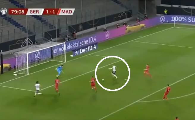  Gospodin promašaj od 60.000.000 evra: Blam napadača Njemačke, ovo je nemoguće šta je uradio! (VIDEO) 