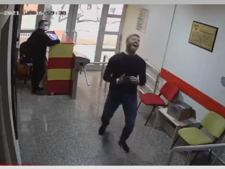  Fudbal je emocija! Skakao od sreće zbog poziva selektora: Oblači nacionalni dres, a reakcija VIDEO 