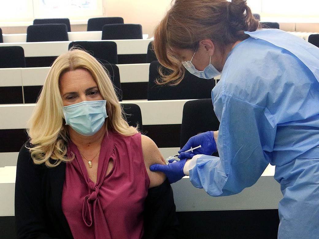  Predsjednica RS Cvijanović vakcinacija protiv korone 