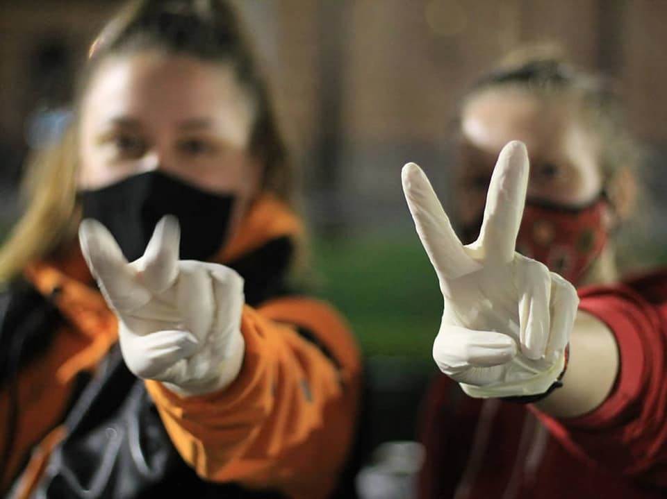  Banjaluka mladi koji su čistili centar demantuju da su u bilo kojoj stranci 