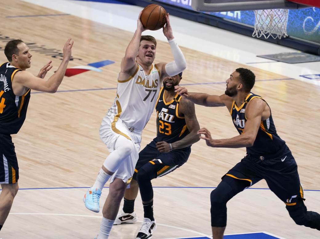  luka-doncic-bobi-marjanovic-dalas-juta 