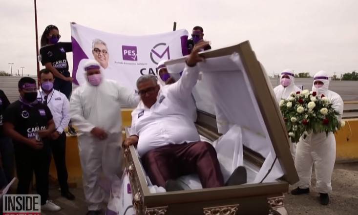  Meksički kandidat izbpri ustao iz kovčega 