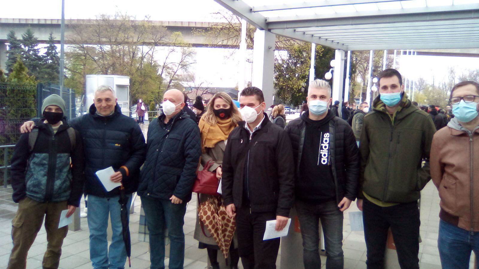  Novinari vakcinacija kovid korona Srbija Srpska FBiH 