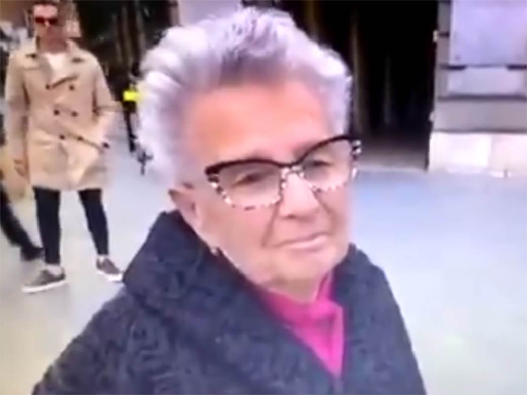 Baba odgovor onlajn nastava djeca smiješni video 