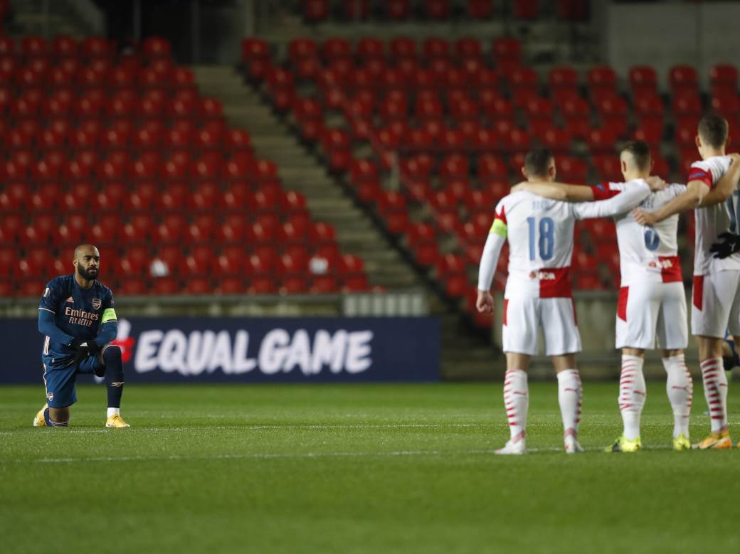  arsenal slavija klecanje rasizam aleksandr lakazet 