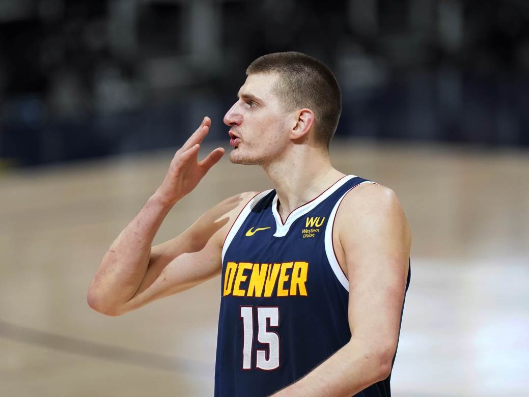  nikola-jokic-500-hiljada-dolara-bonus-denver 