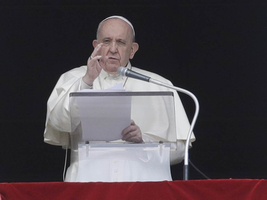  Papa Franjo povodom dana planete: Čovječanstvo ide putem samouništenja 