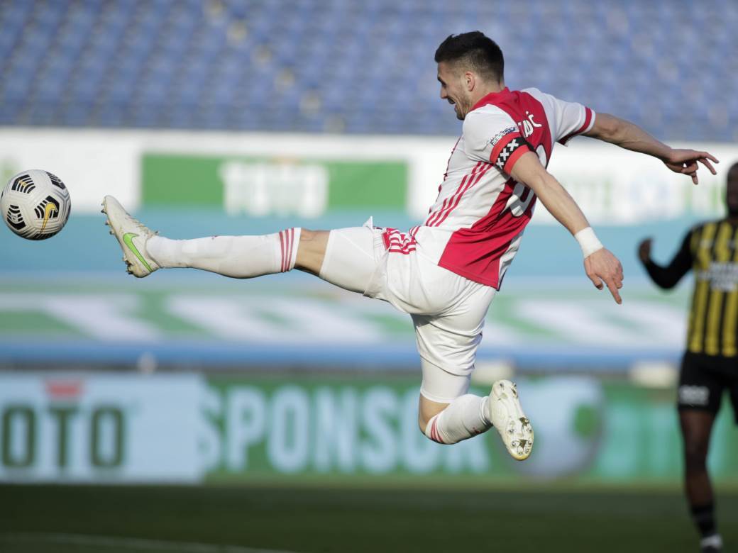  dušan tadić ajaks publika holandija 
