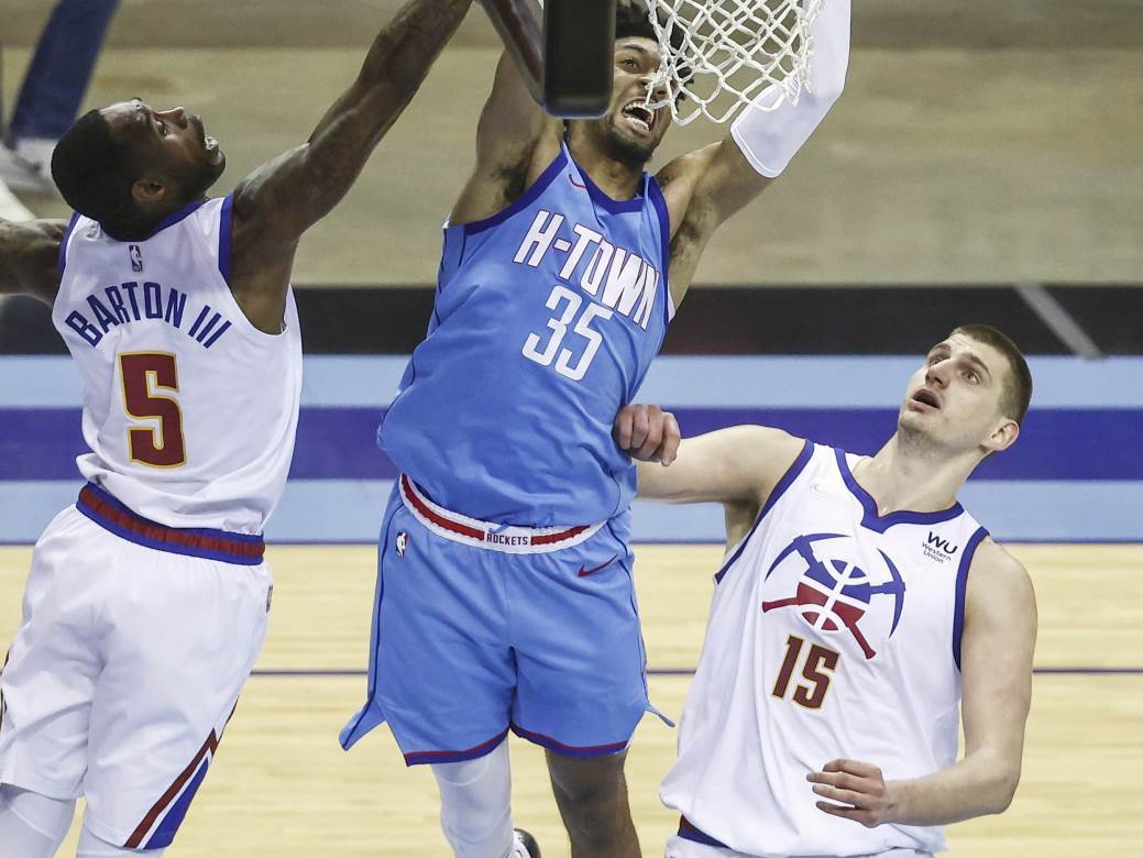 vil-barton-povreda-denver-nagetsi-nikola-jokic 