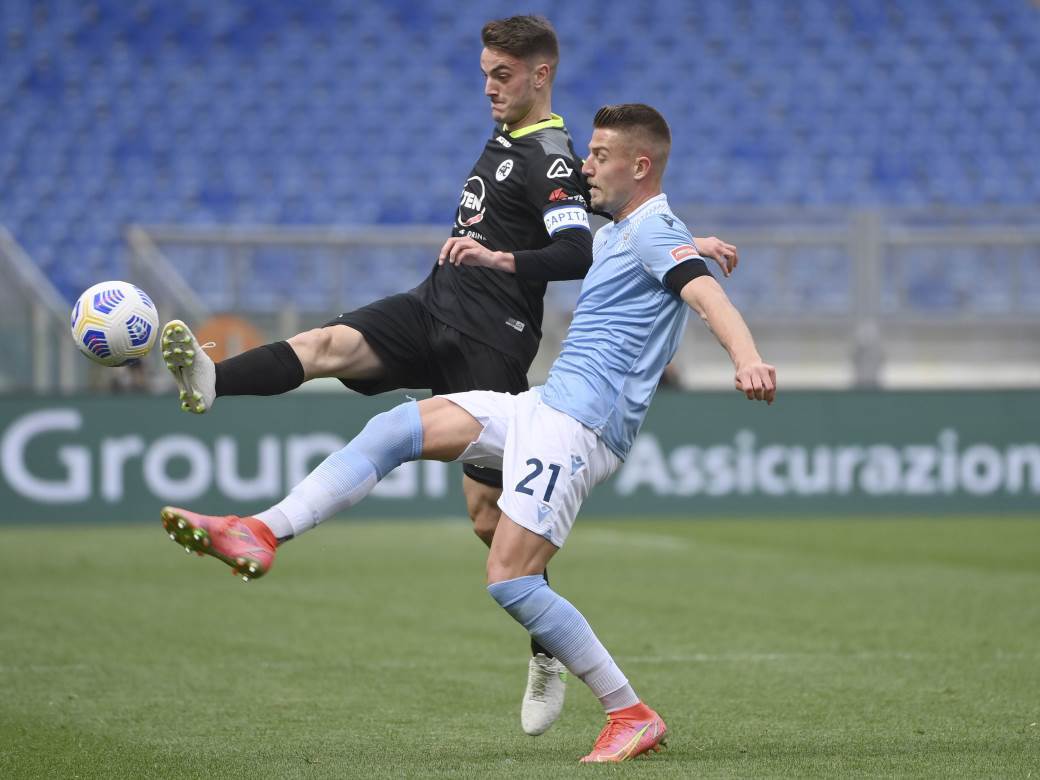  demetrio albertini bi da milan kupi sergeja milinkovića savića 