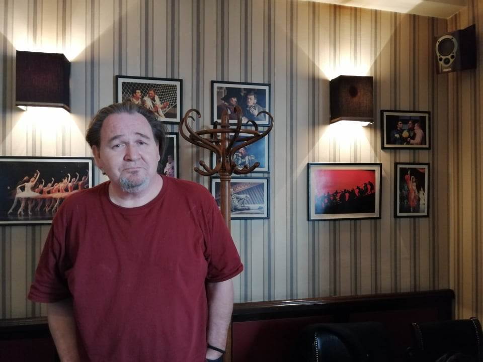  Bane Vidaković o smrti, porocima, ratu u BiH, samoći... "Umirali su oko mene, što od side, što od droge" 