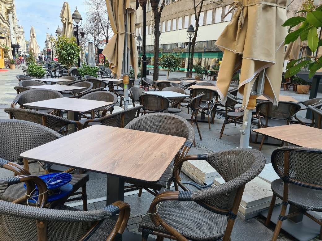  Besplatno piće uz dokaz o vakcinaciji 