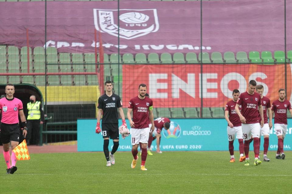  Navijači FK Sarajevo upali na trening tukli igrače 