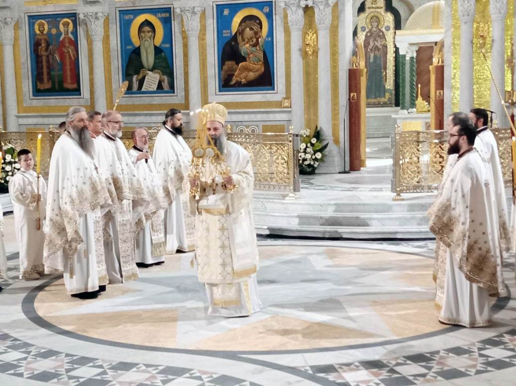  patrijarh porfirije vaskršnja liturgija beograd 