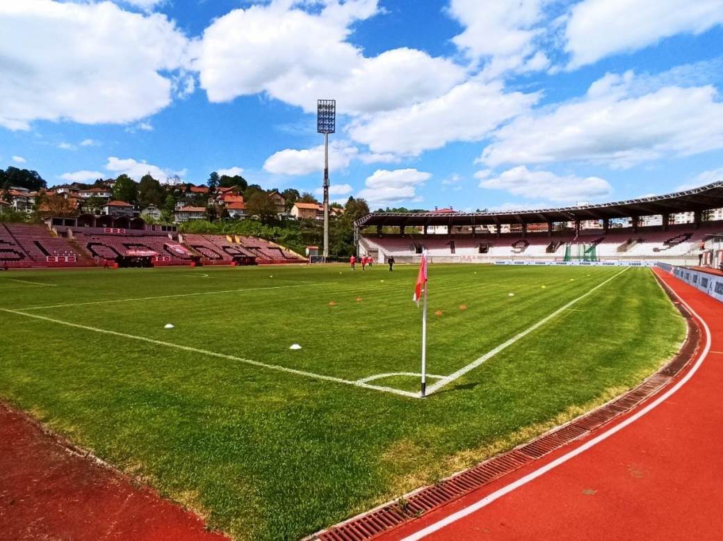  Blokirani računi FK Sloboda Tuzla zbog duga od 900.000 KM 