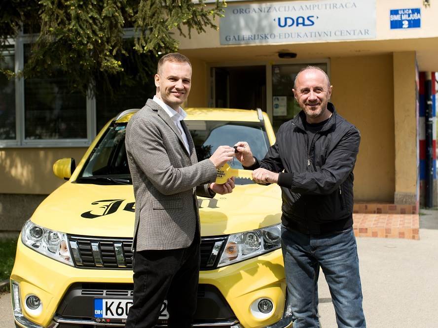  Molson Coors UDAS donacija automobila 