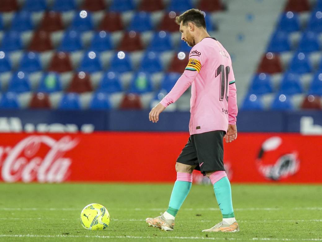  barselona prodaje 14 fudbalera, među njima i miralem pjanić 