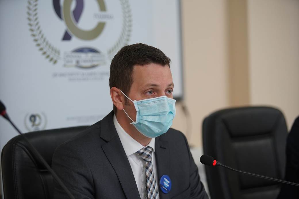  Zeljkovic: Institut nije preporučio pooštravanje mjera 