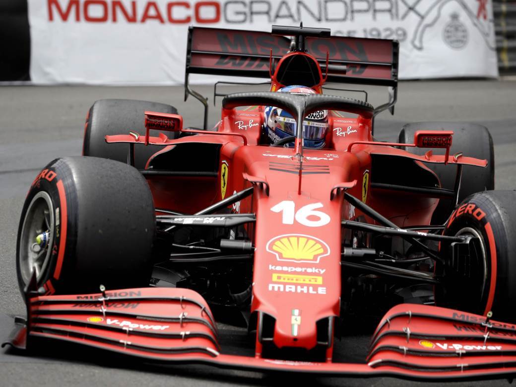  sarl-lekler-formula-1-vn-monako-ferari-udes-pol-pozicija-video-snimak 