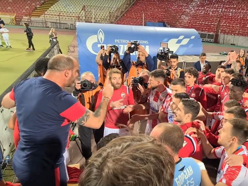  dejan-stankovic-govor-igracima-zvezde-odrzao-lekciju-zvezda-partizan-kup-srbije 