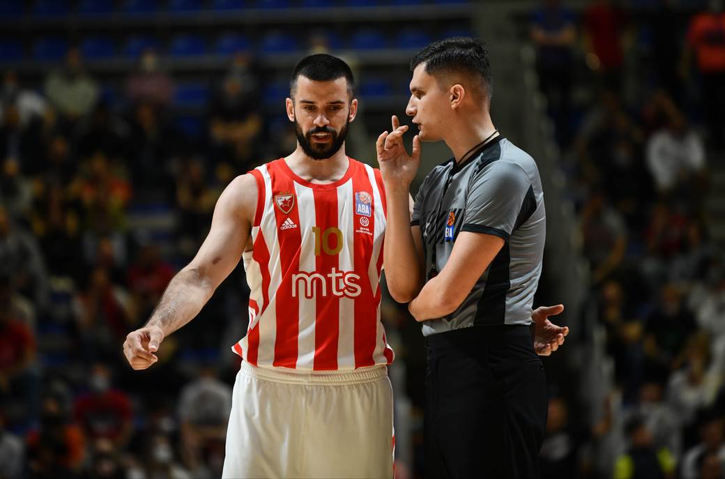  zvezda - budućnost sudije aba liga 