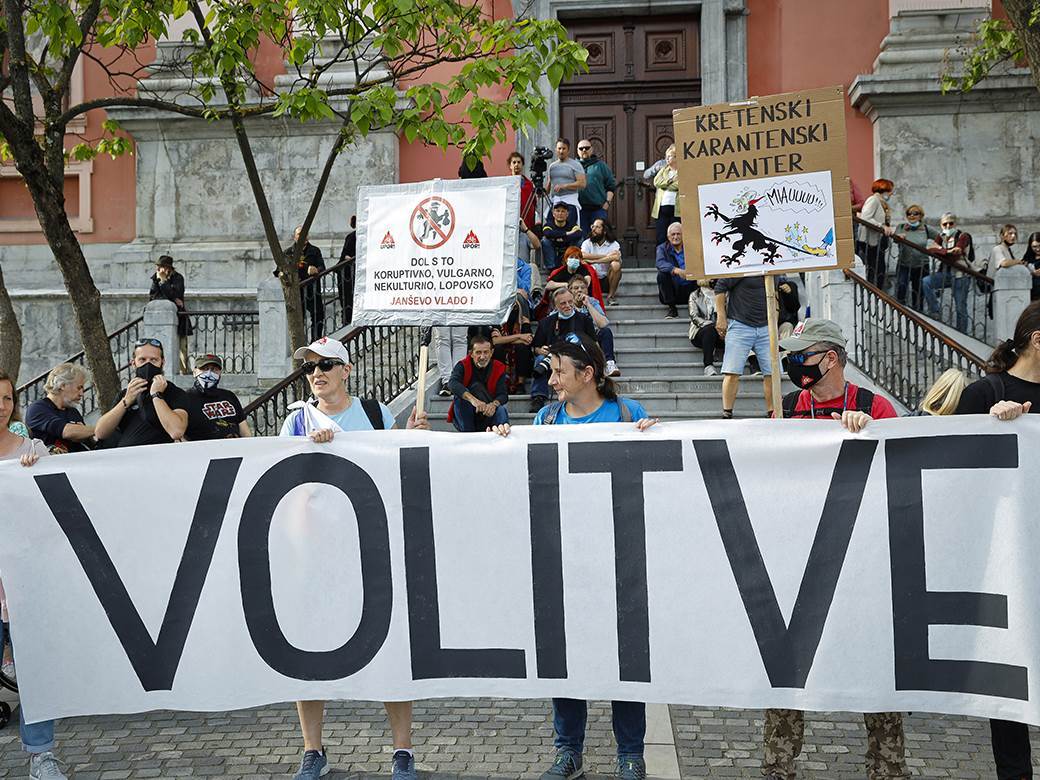  Slovenci izašli na ulicu, traže smjenu Janše i nove izbore 