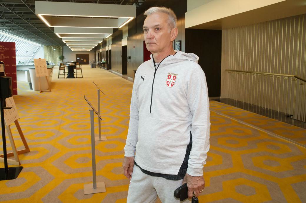  Srbija ostala bez selektora Živko Živkoić ostao bez teksta sad i bez funkcije 