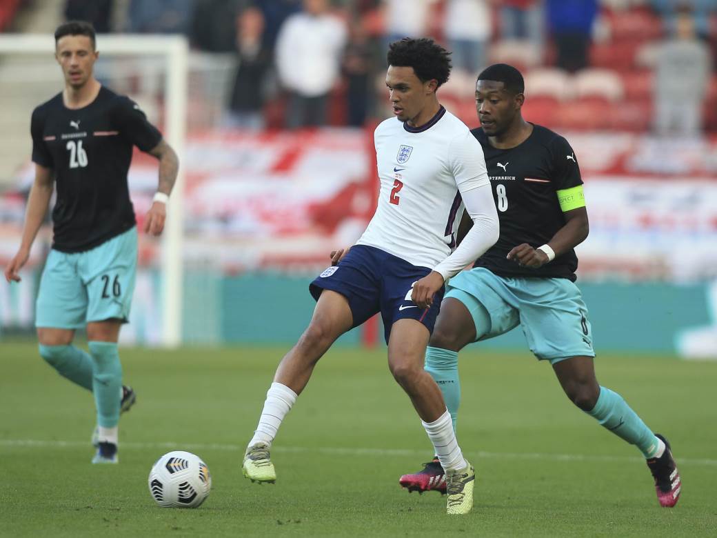  engleska-povreda-trent-aleksander-arnold-euro-2020-evropsko-prvenstvo 