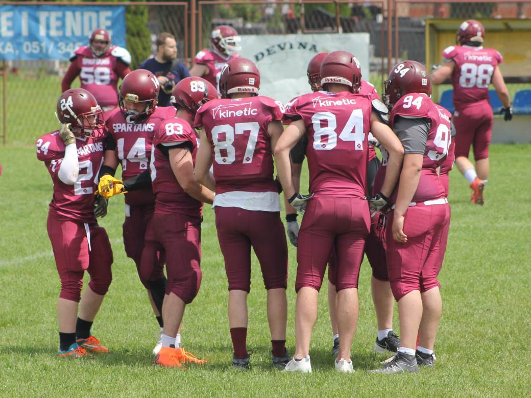  sarajevo spartans - tuzla saltminers 40:12 3. kolo bh. liga američkog fudbala 