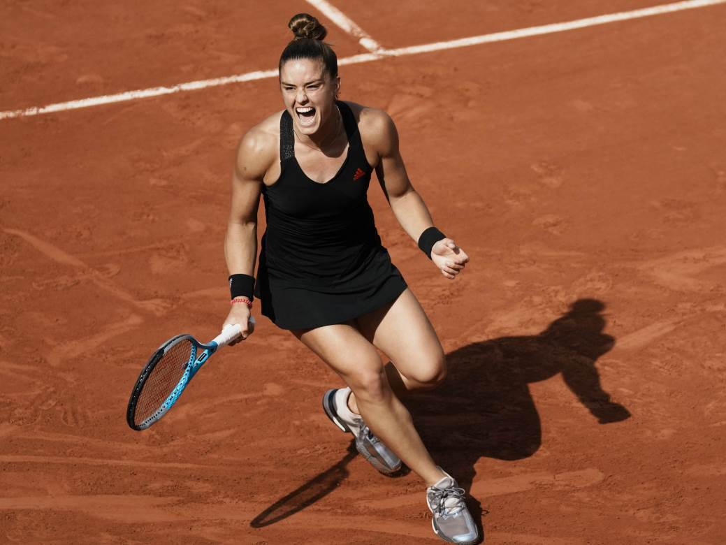  marija sakari eliminisala sogiju kenin na rolan garosu 