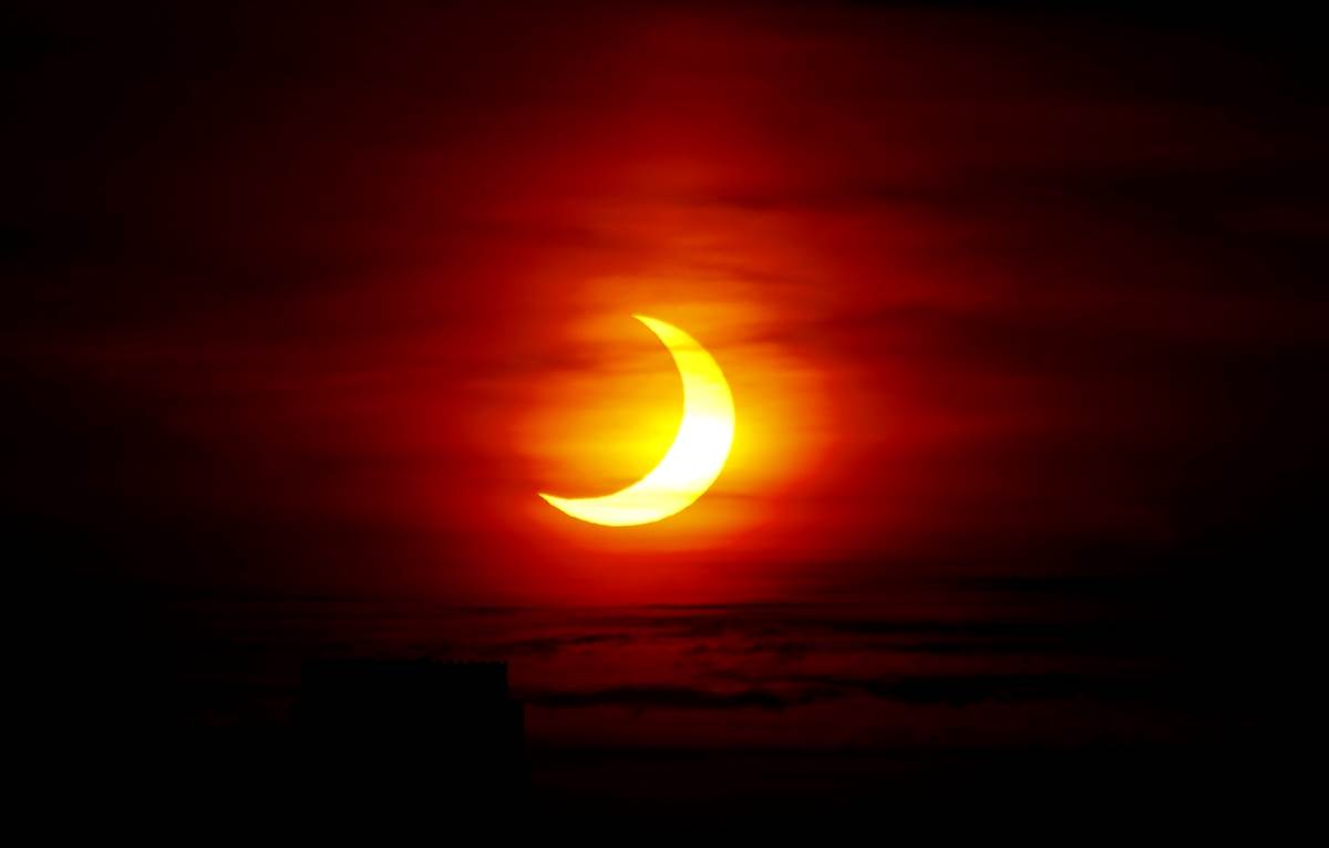  Pomračenje Sunca u Njujorku fotografije 