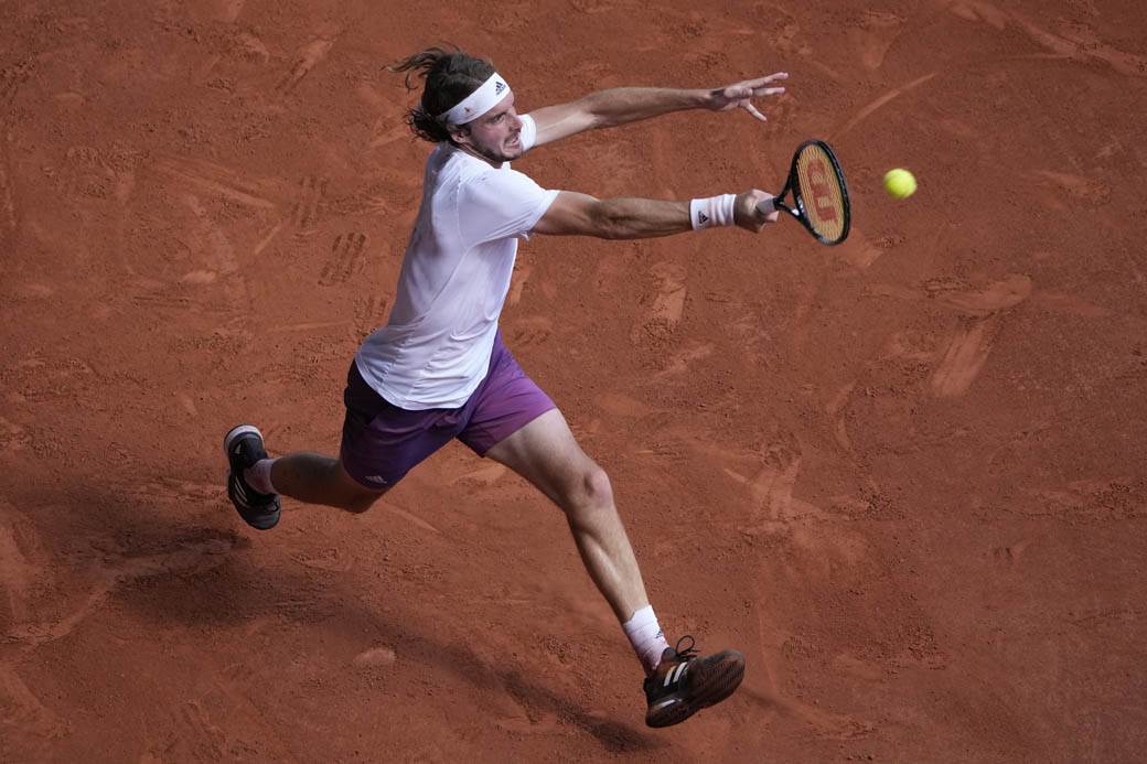  stefanos cicipas pobijedio sašu zvereva i plasirao se u finale rolan garosa 