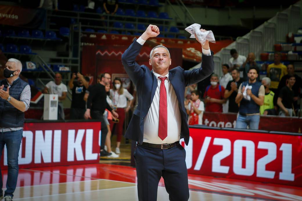  crvena-zvezda-mega-sampion-srbije-dejan-radonjic-lengston-hol 