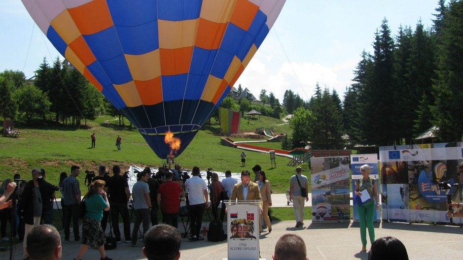  Na Trebeviću promovisana nova turistička atrakcija - let balonom 
