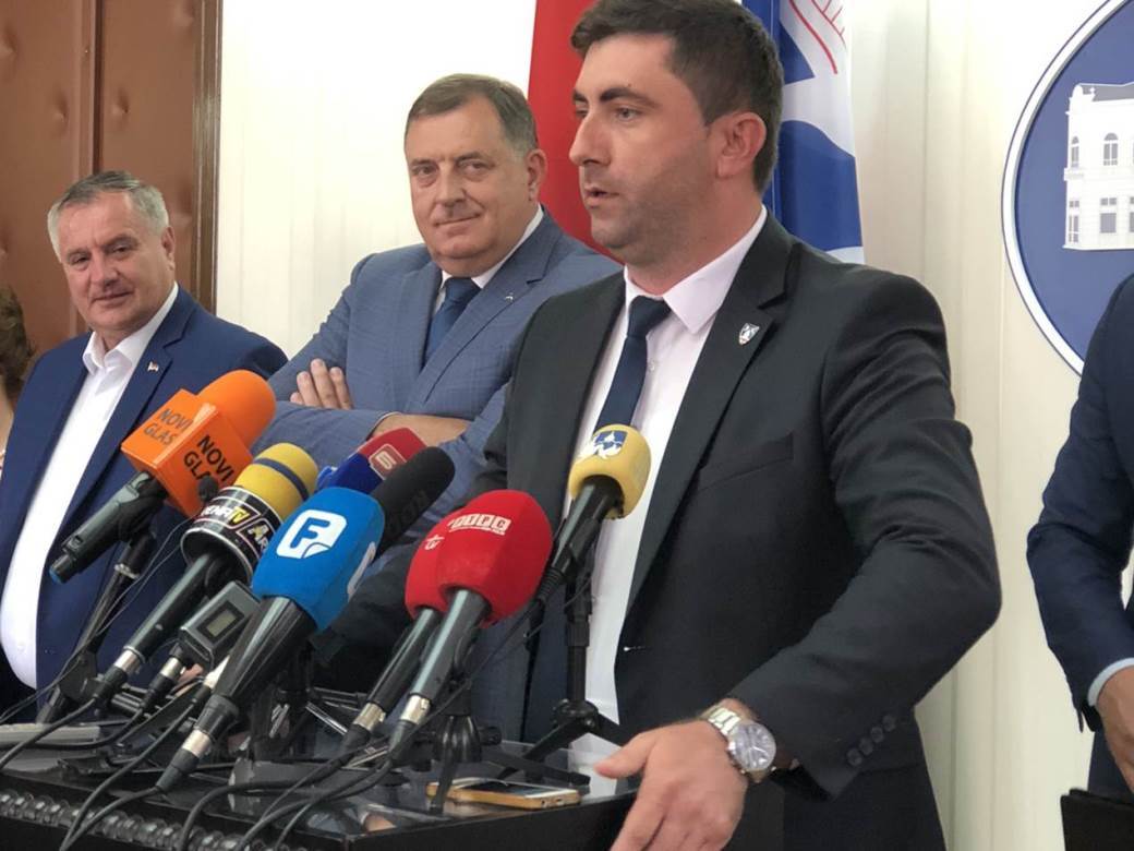  Rukovodstvo RS u Bijeljini: Nejasnoće i sporečkanja oko eksproprijacije, vodovoda i pijace 