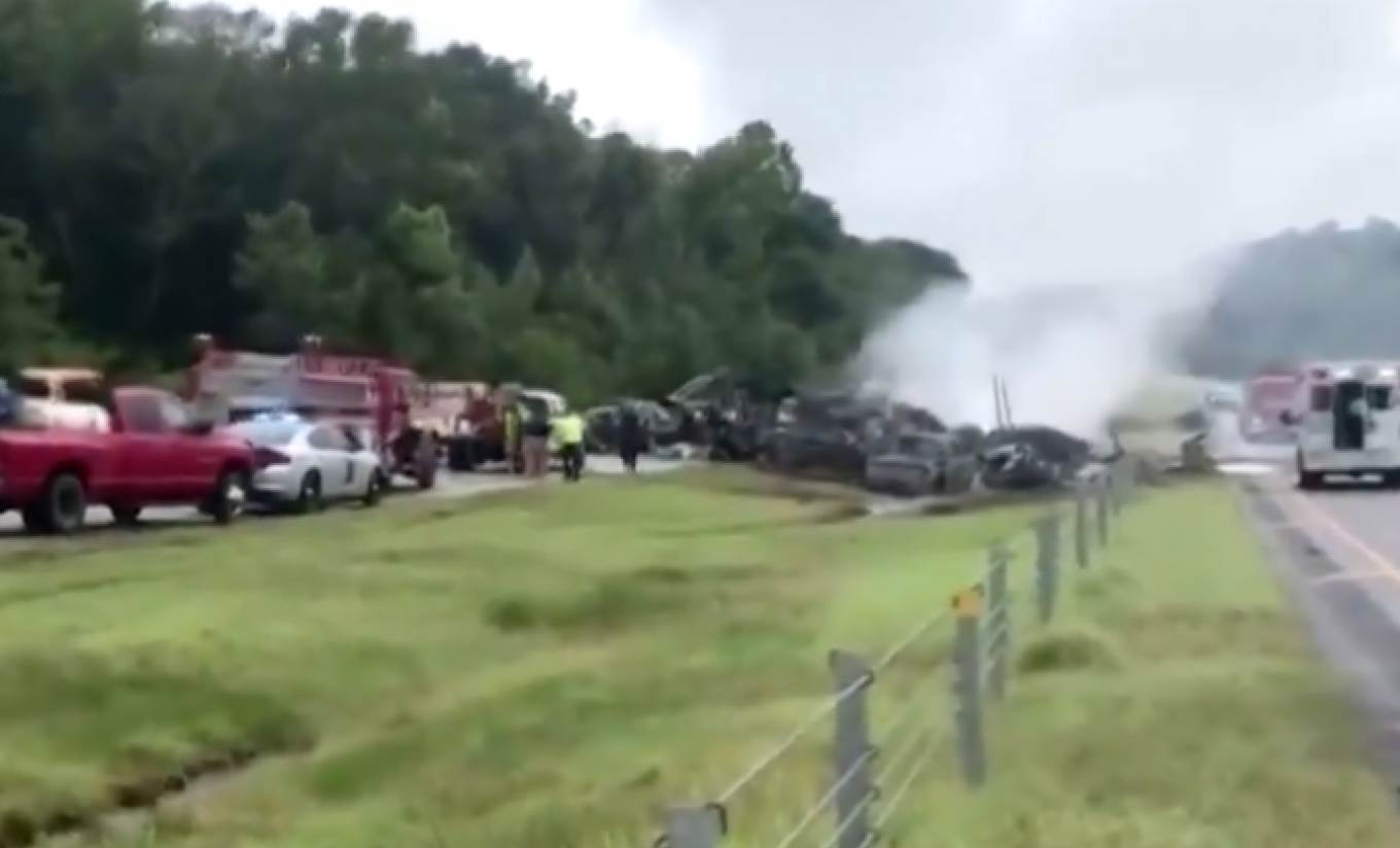  U stravičnom lančanom sudaru poginuli otac i devet djevojčica 