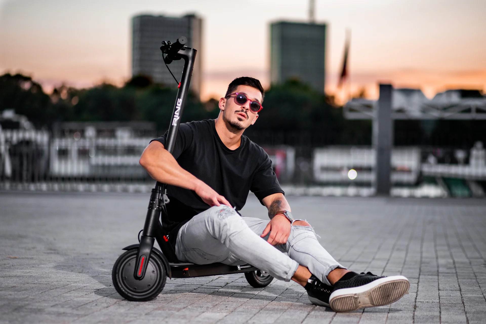  Vožnja za uživanje - električni trotinet Ring RX2 