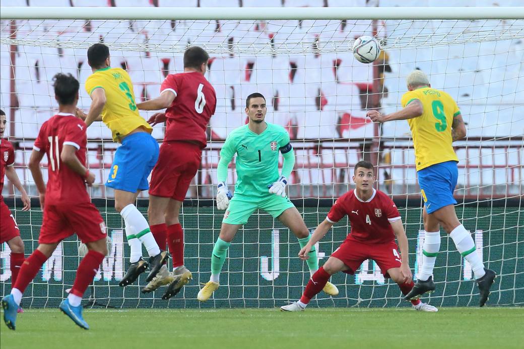  miloš gordić golman fk crvena zvezda 