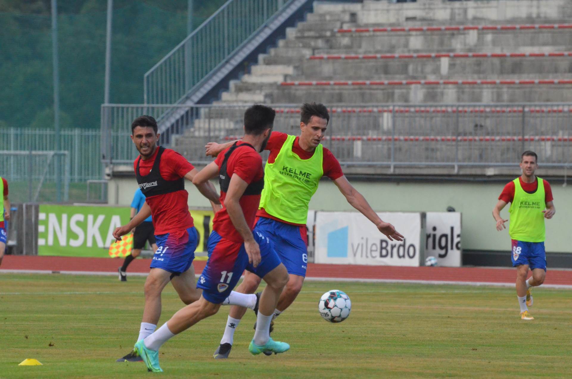  borac slovenija trening utakmica crveni zeleni golovi ante živković  